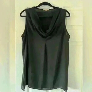 Dleione black top
